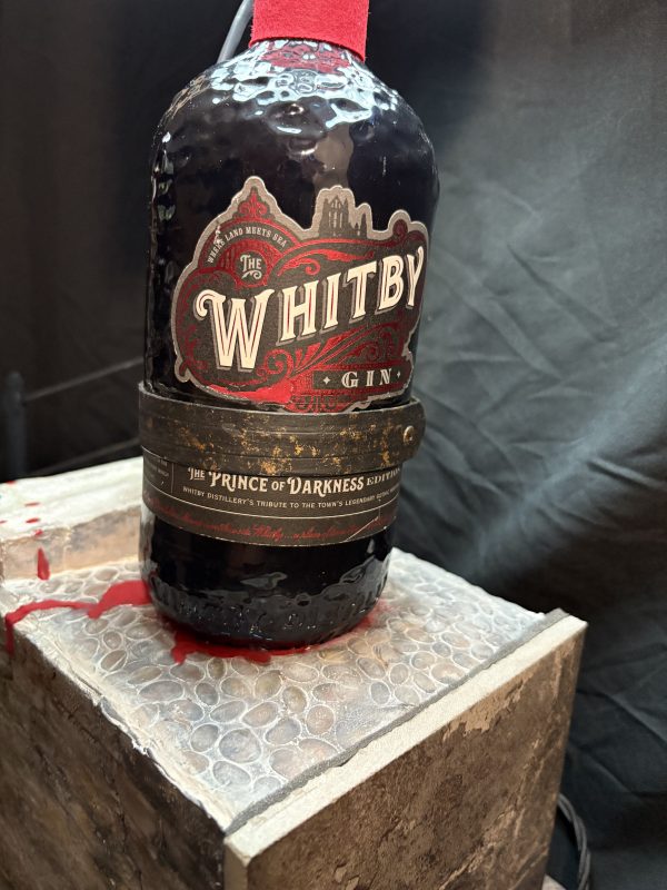 Dracula Whitby lamp - Image 3