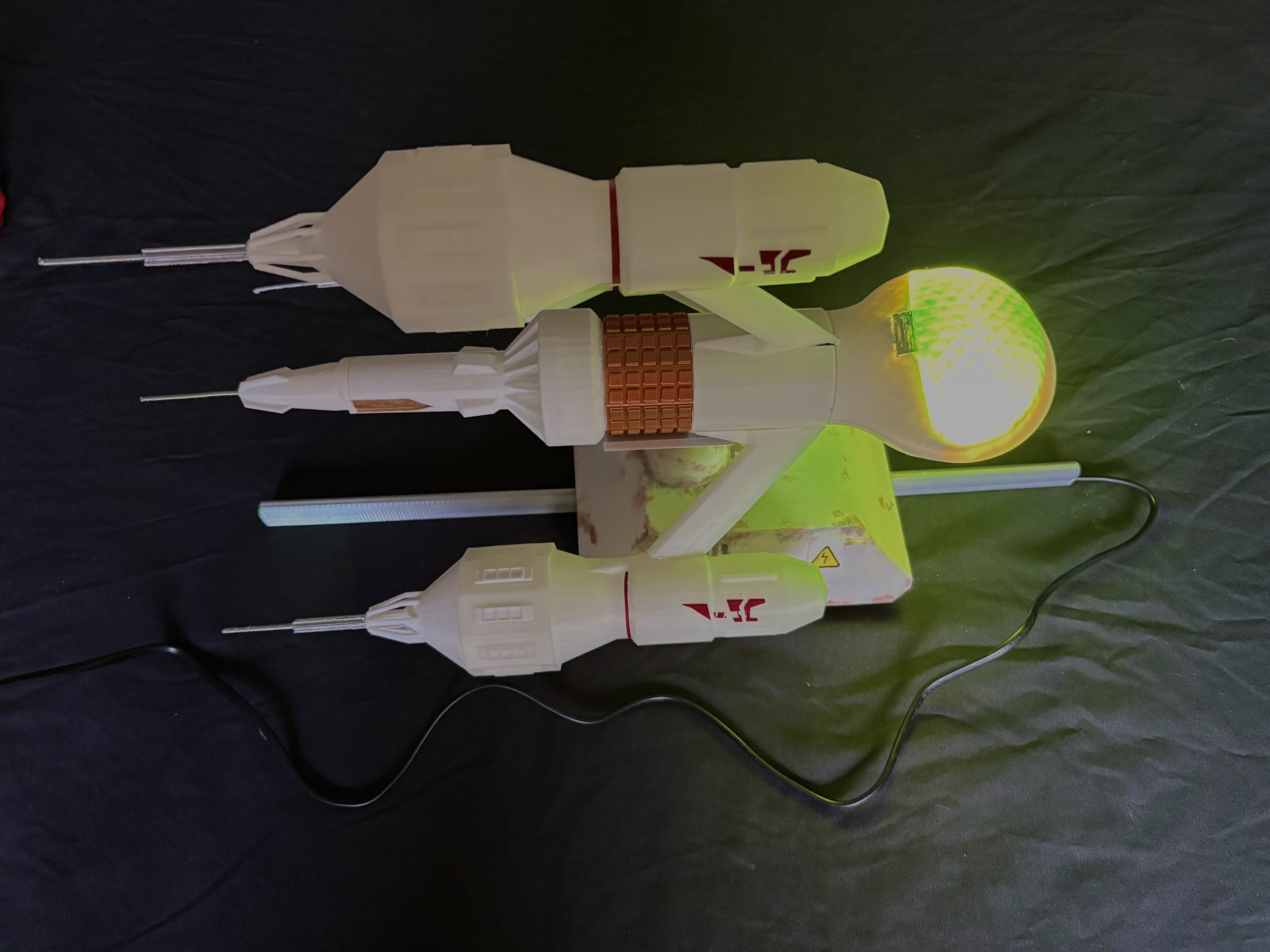 Blake’s 7 The Liberator/The Obsidian lamp - Image 22