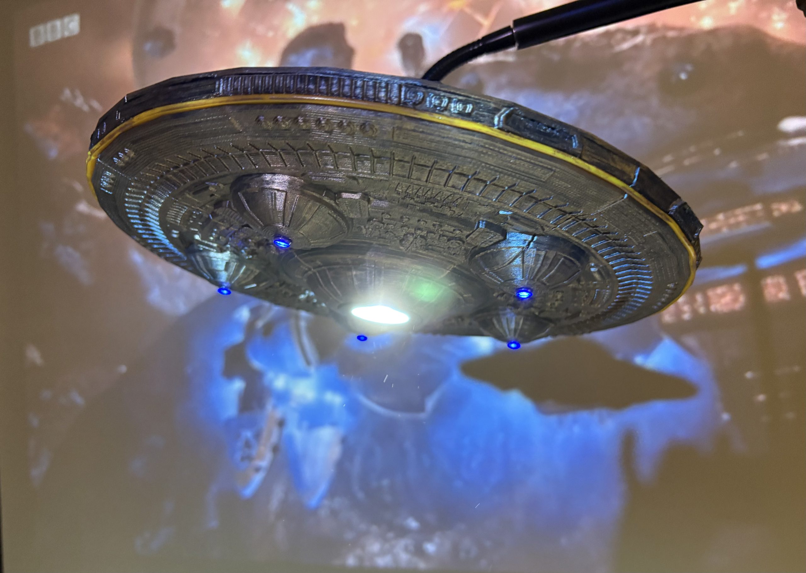 Doctor Who Dalek Mothership desktop lamp - Image 3