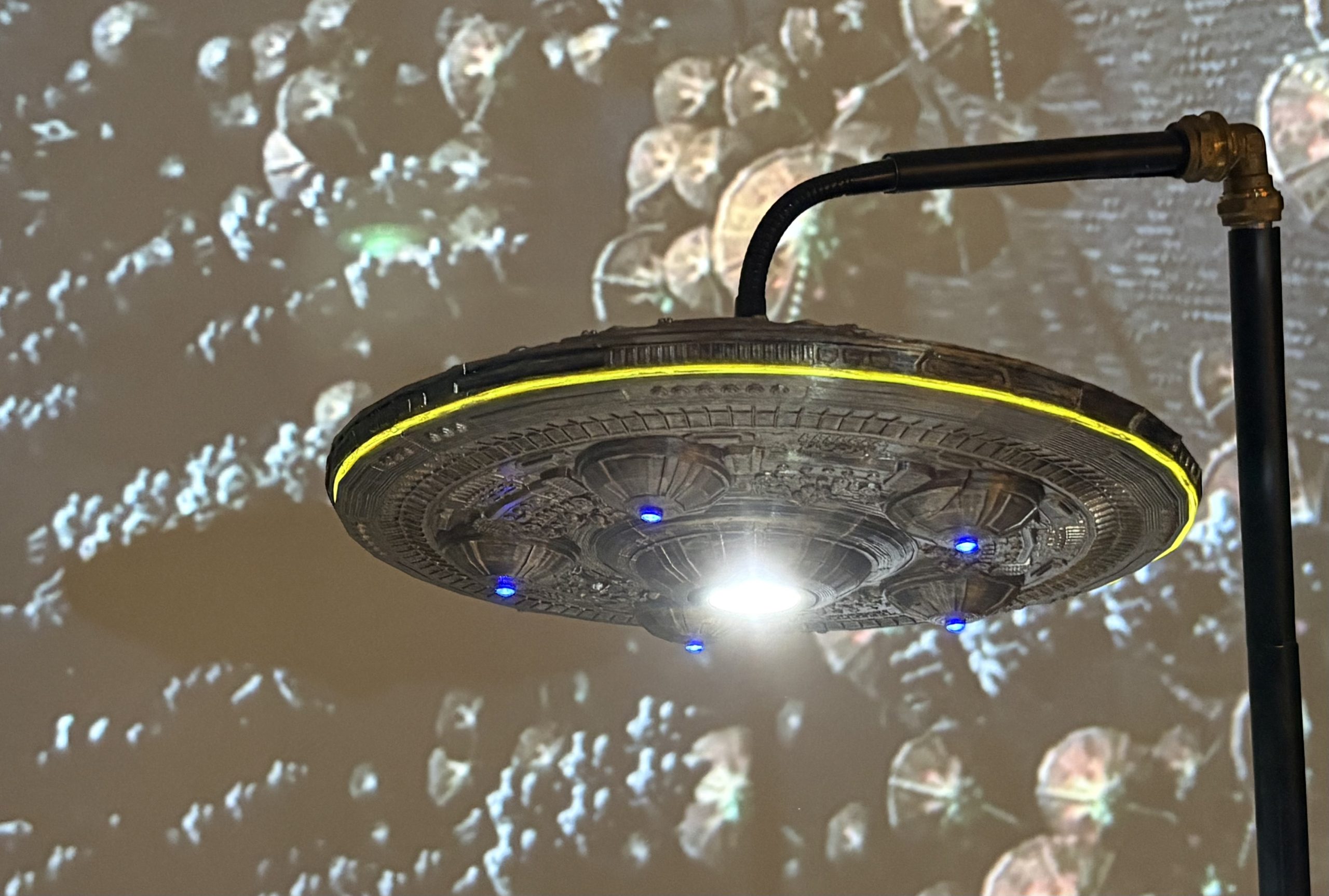 Doctor Who Dalek Mothership desktop lamp - Image 7