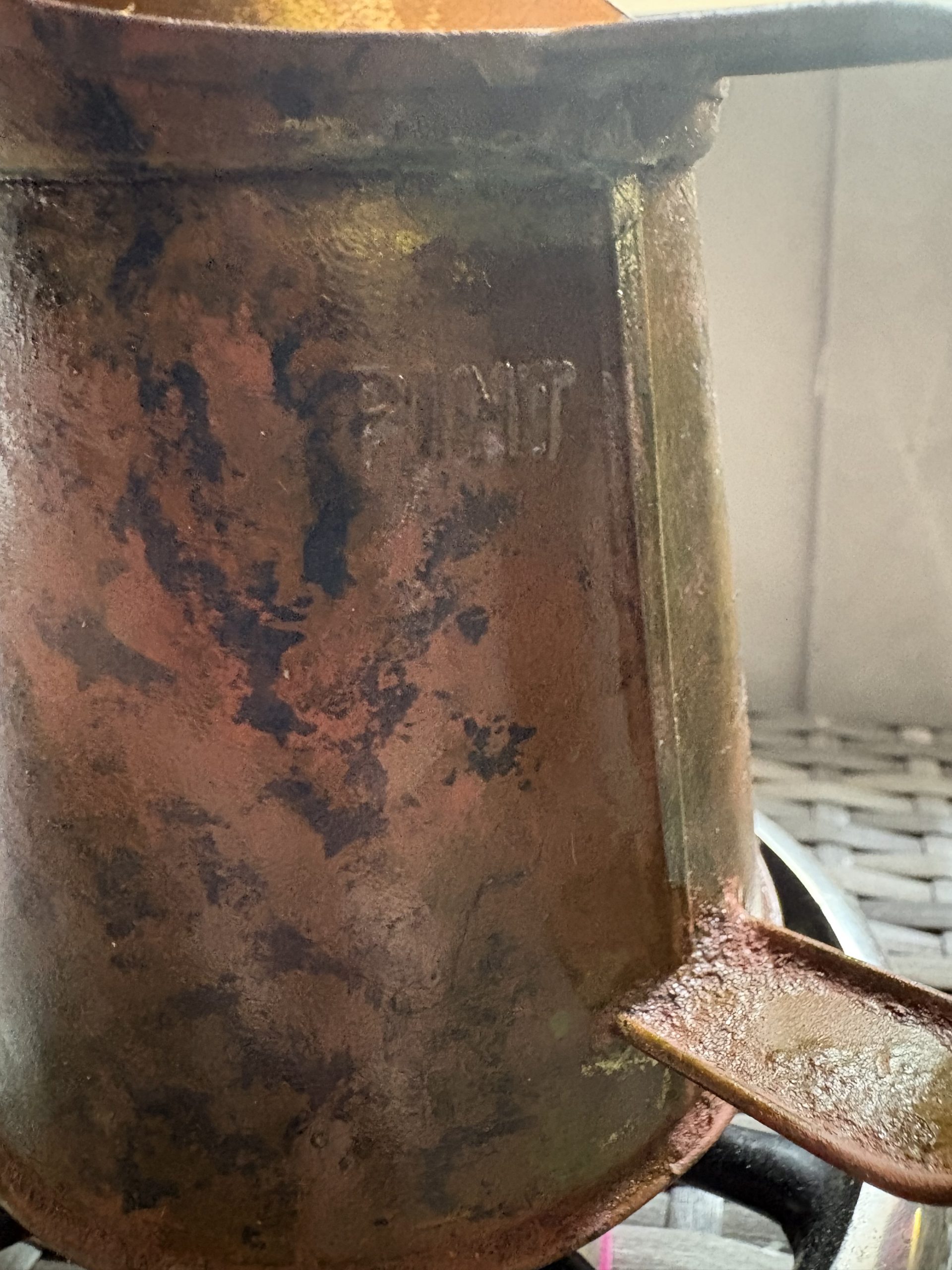 Vintage Shimmer – Upcycled 1954 Oil Pourer & Singer Flywheel Lamp - Image 2