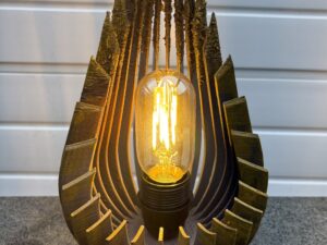 Vulcan Seed bespoke lamp - Image 3